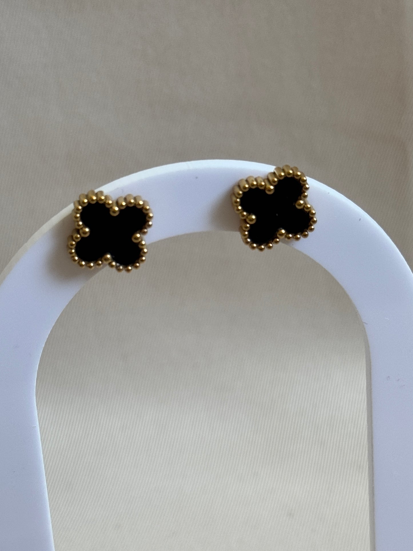 Ohrstecker CLASSY CLOVER | BLACK