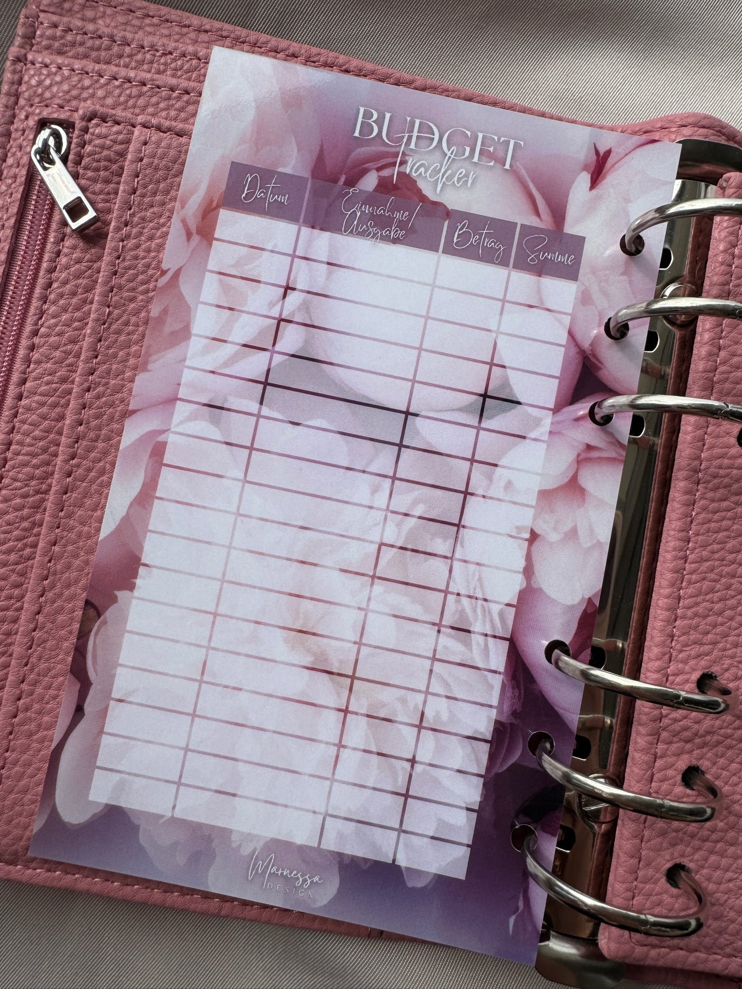 gelochte A6 Dashboards mit Tracker foliert & 3D Aufschrift | PEONY DREAM