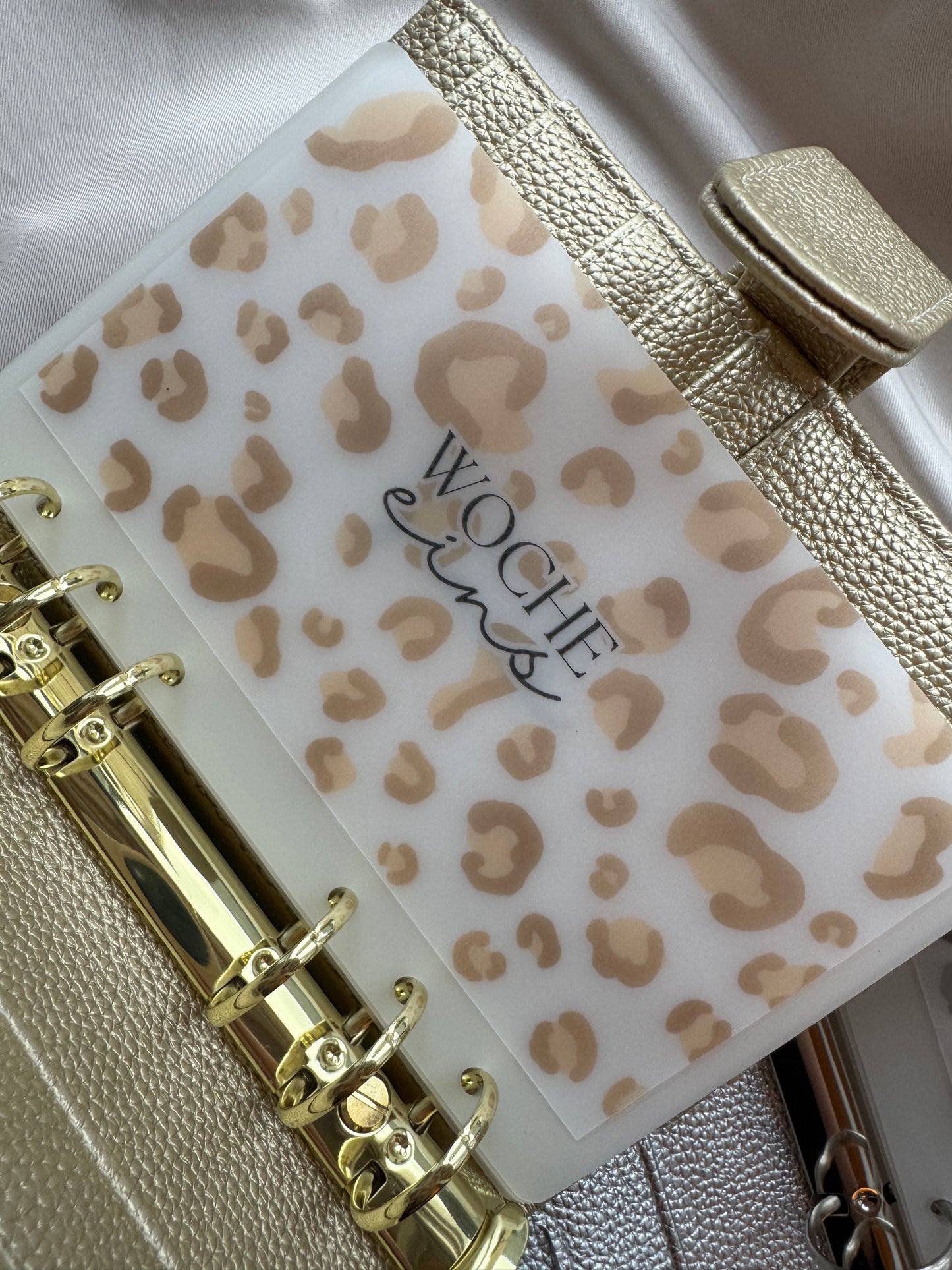 LEO EDITION personalisierte HANDMADE Umschläge A6 Milky | VANILLA LEO
