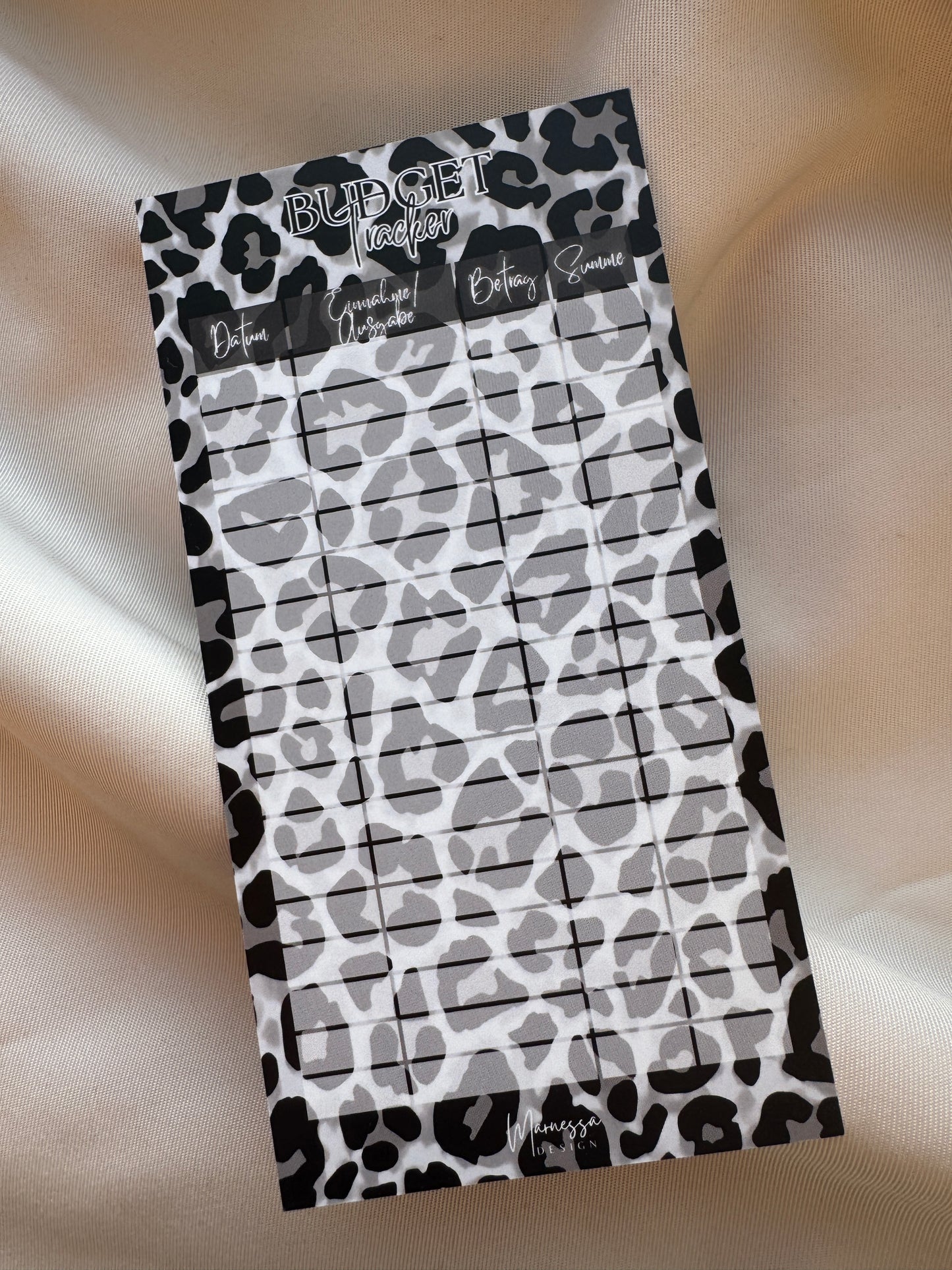 A6 Dashboards mit Tracker | matt foliert und 3D Aufschrift | BLACK LEO