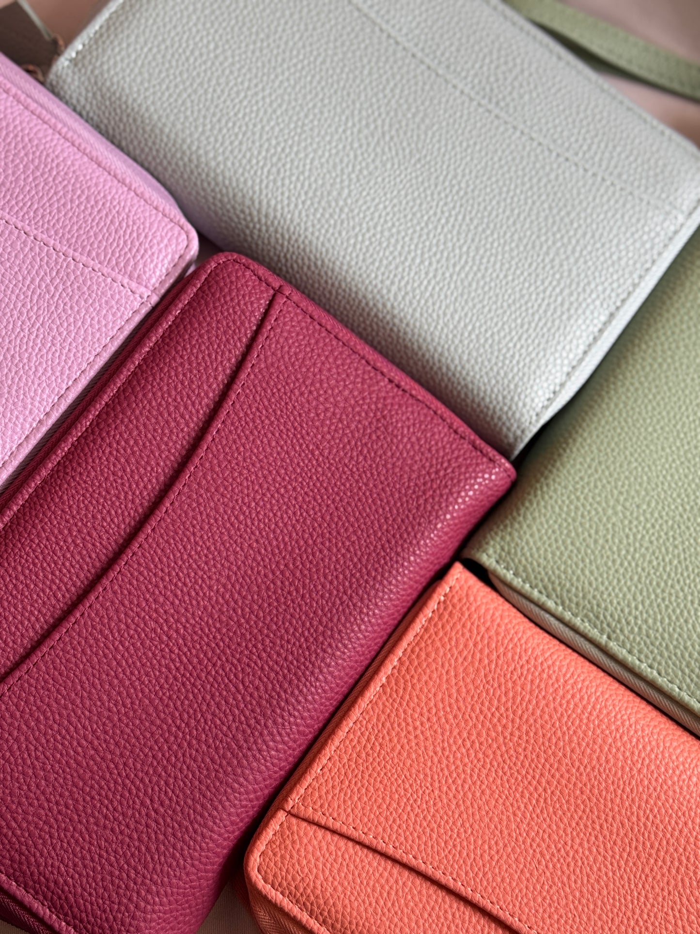 A6 Luxury Zip Binder