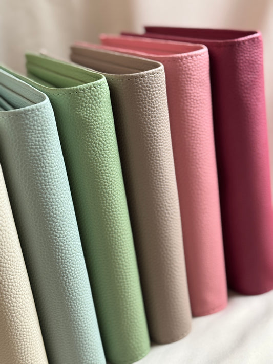 A5 Luxury Binder mit Flyleaf (personalisierbar)