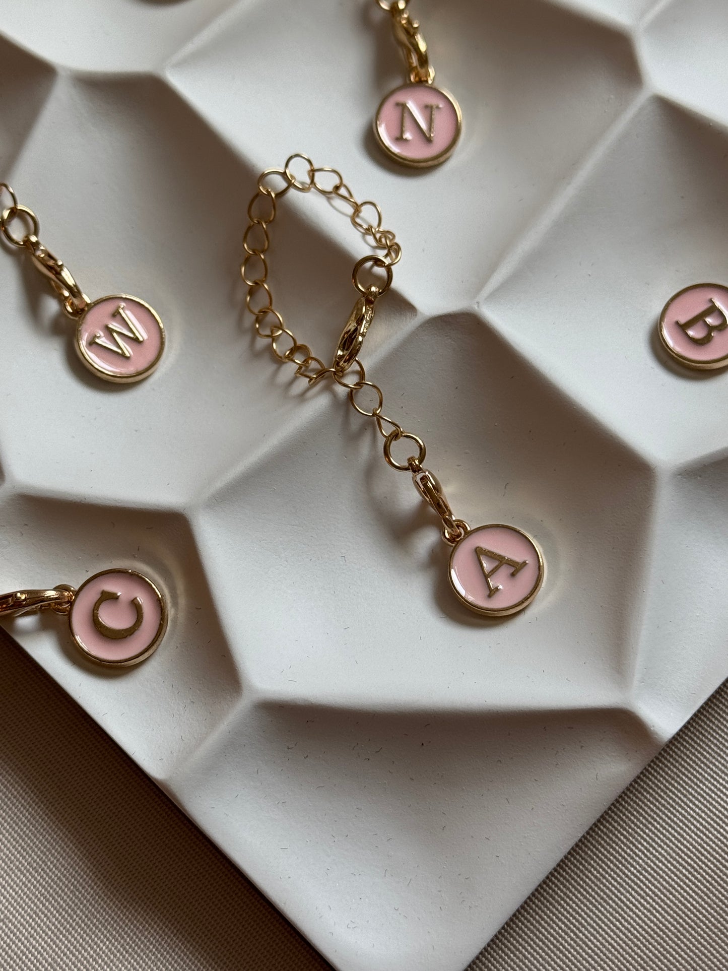 Anhänger LETTER | ROSA