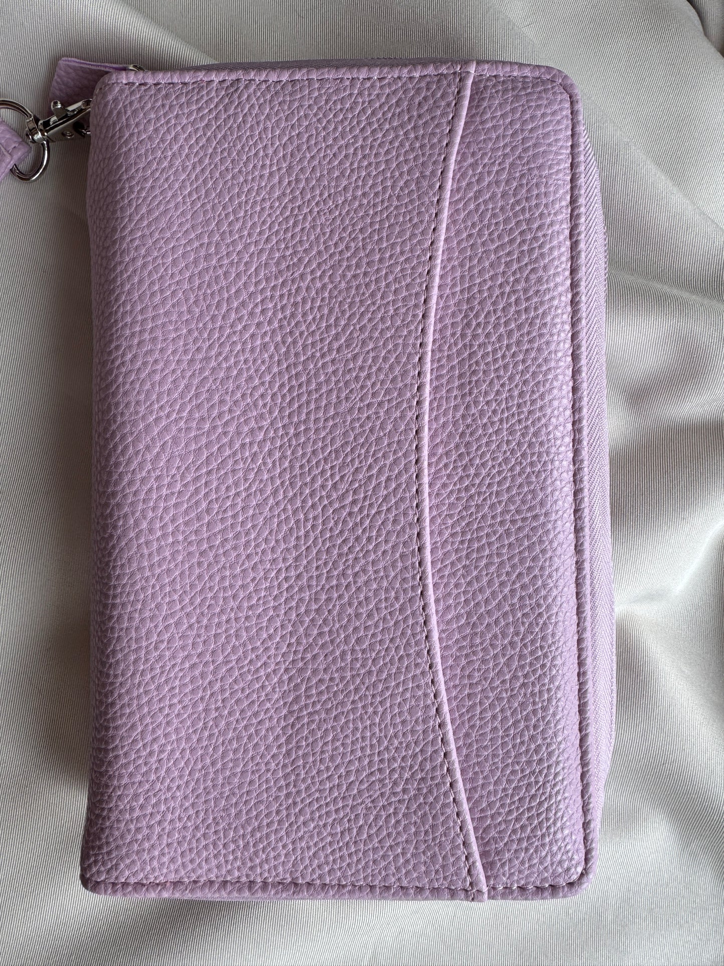 A6 Luxury Zip Binder