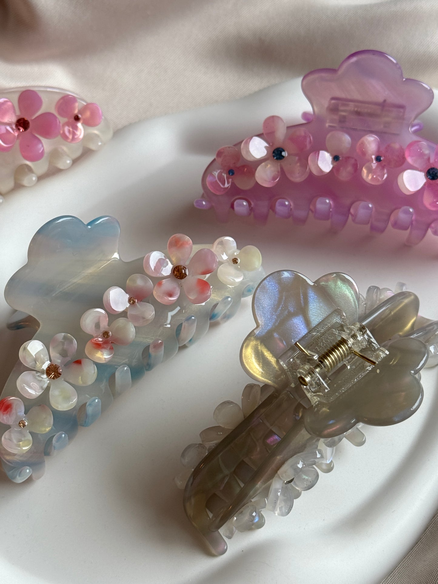 Halbmond Haarklammer aus Acetat | FLOWER DREAM