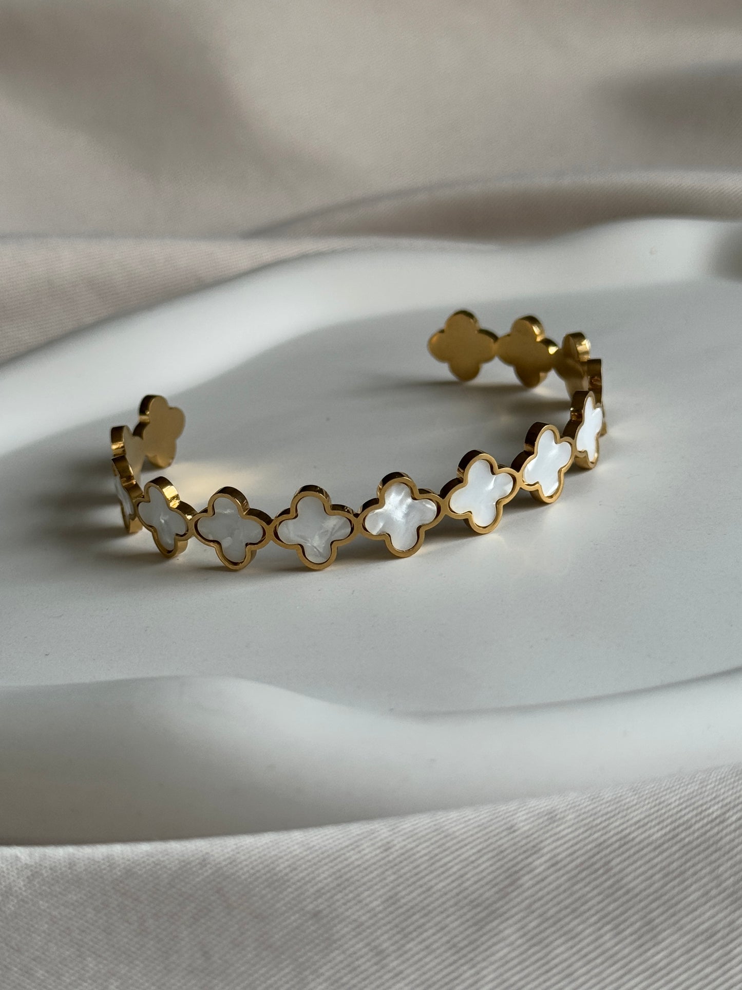 Armreif CLOVER | PEARL