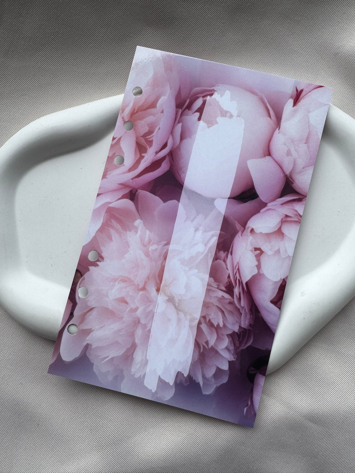gelochte A6 Dashboards mit Tracker foliert & 3D Aufschrift | PEONY DREAM