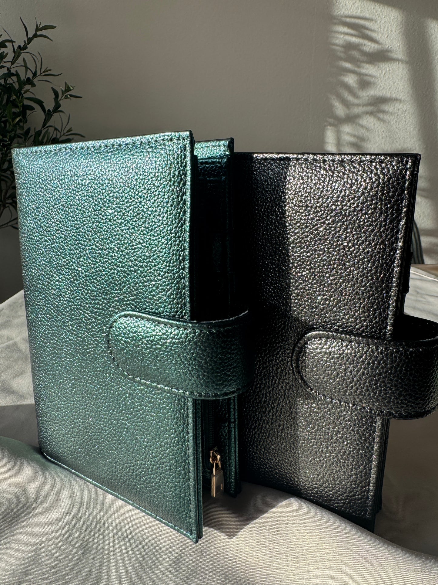 A6 Luxury Binder mit Flyleaf | METALLIC EDITION