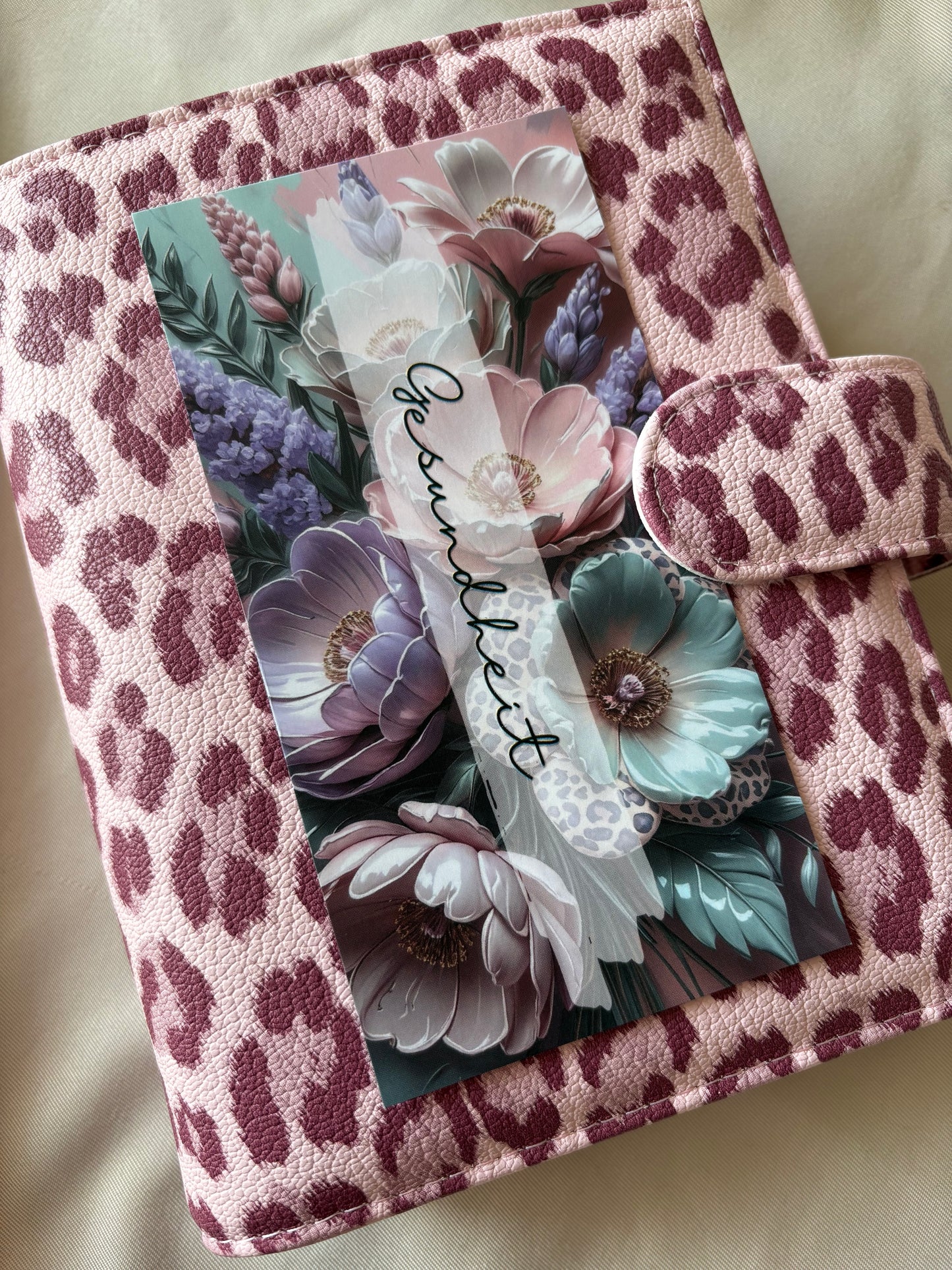 A6 Dashboards mit Tracker | matt foliert und 3D Aufschrift | PASTEL LEO BLOOMS | A6