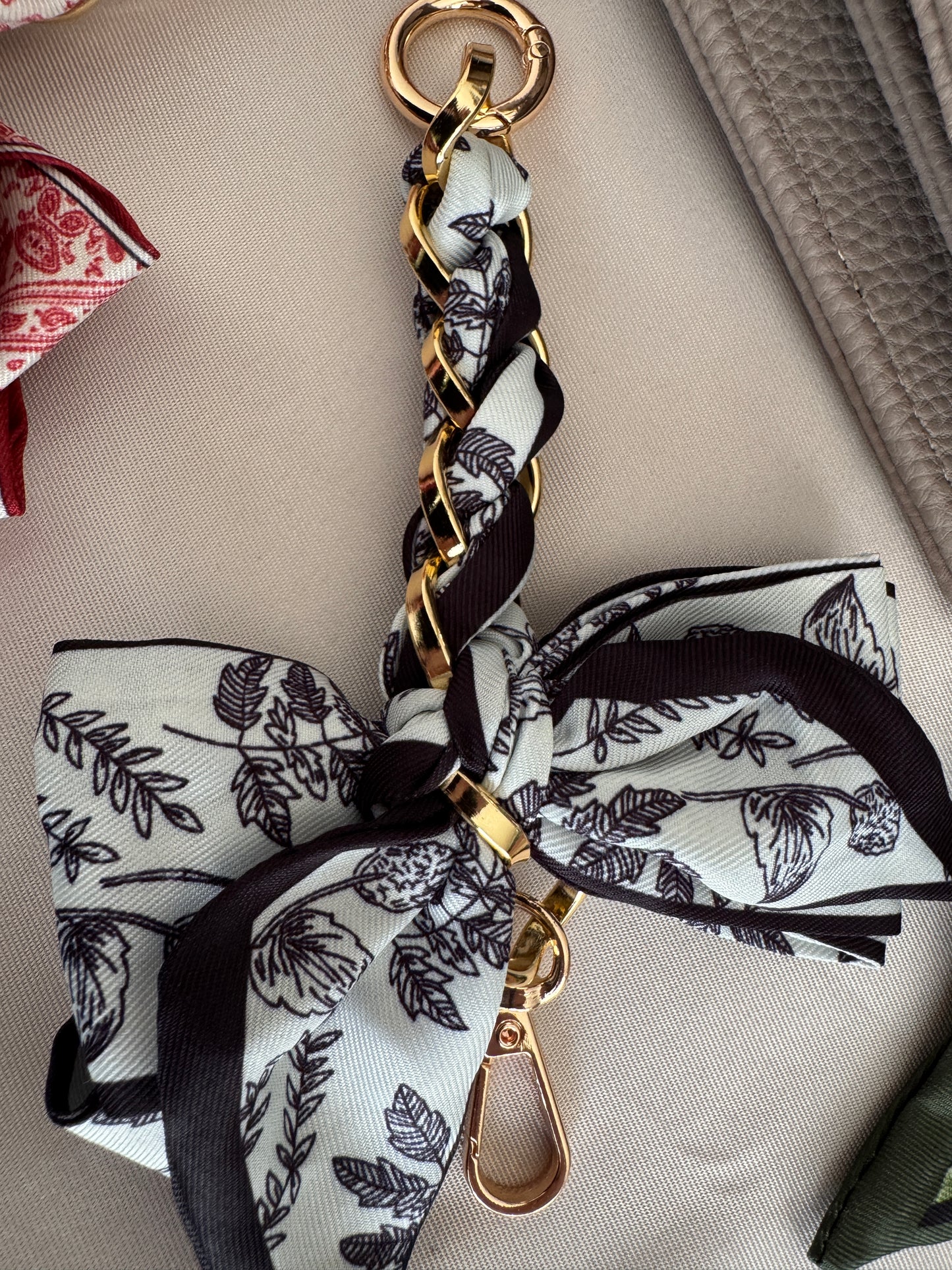 Anhänger | Bag Charm | CHAIN BOW