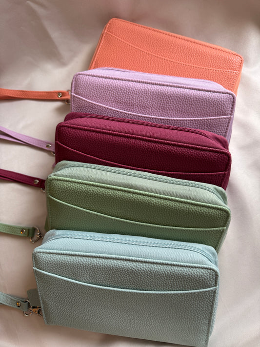 A6 Luxury Zip Binder